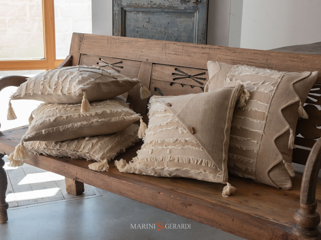 Cuscini decorativi da arredamento per divani e poltrone